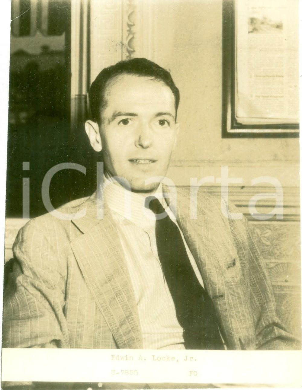 Fotografia d epoca originale 1945 ca USA Politico Edwin A. LOCKE Jr. nel suo studio Fotografia 1