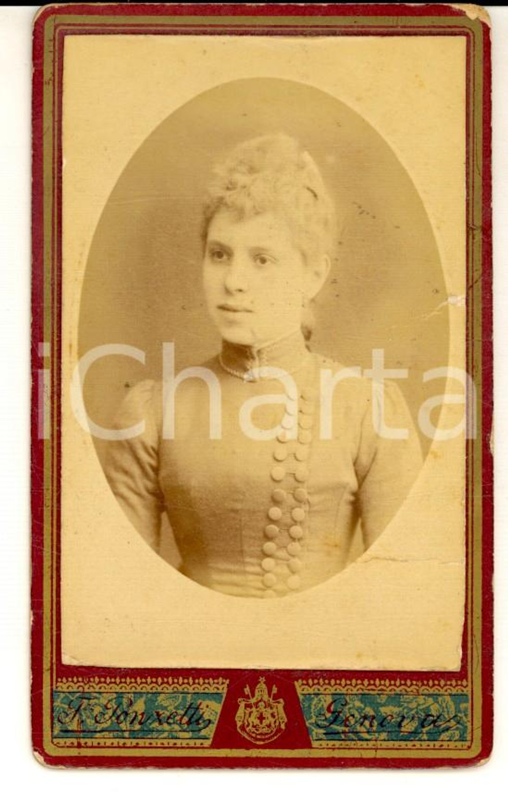 Fotografia d epoca originale 1880 ca GENOVA Donna con abito a bottoni Foto Federico PONZETTI CDV DANNEGGIATA 1