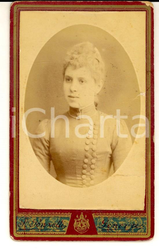 Fotografia d epoca originale 1880 ca GENOVA Donna con abito a bottoni Foto Federico PONZETTI CDV DANNEGGIATA 1