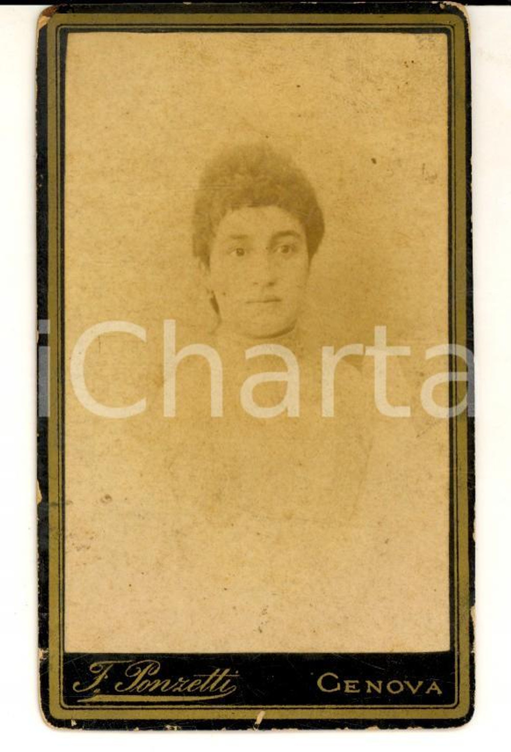 Fotografia d epoca originale 1880 GENOVA Ritratto di donna in abito bianco Foto Federico PONZETTI CDV 1