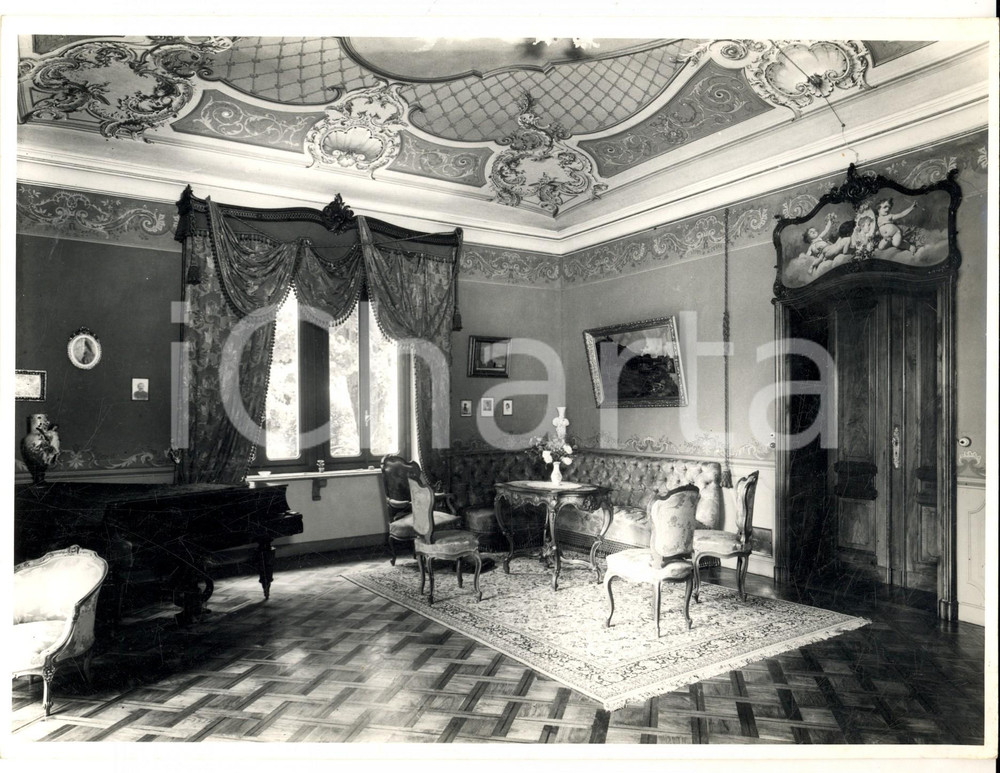 Fotografia d epoca originale 1970 ca AREA TORINESE Salone di un palazzo nobiliare Foto HAUS 24x18 1