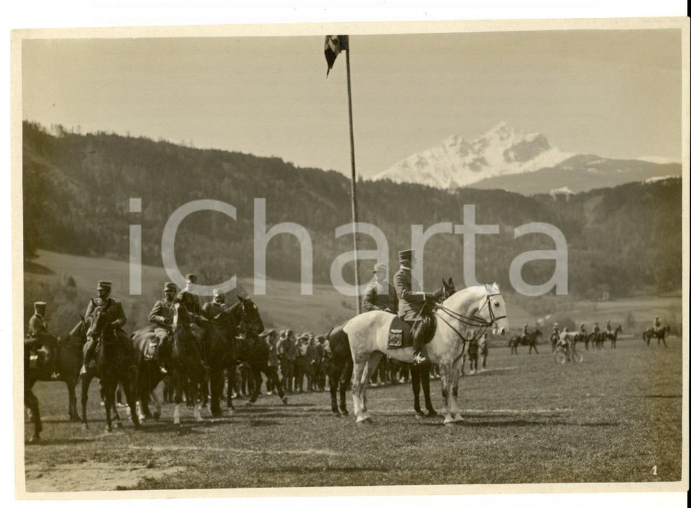 Fotografia d epoca originale 1920 ca REGIO ESERCITO Ufficiali cavalleria in pausa addestramento Foto 15x12 1