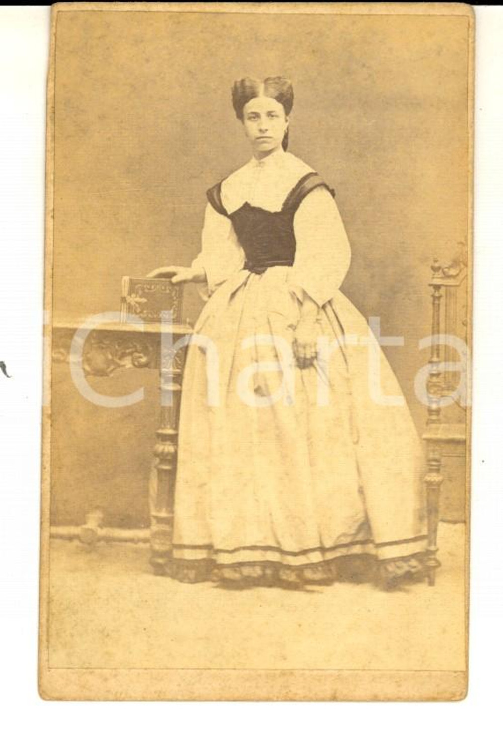 Fotografia d epoca originale 1870 ca PADOVA Ritratto di Carolina SCARZINI Foto Antonio RISBECH CDV 1