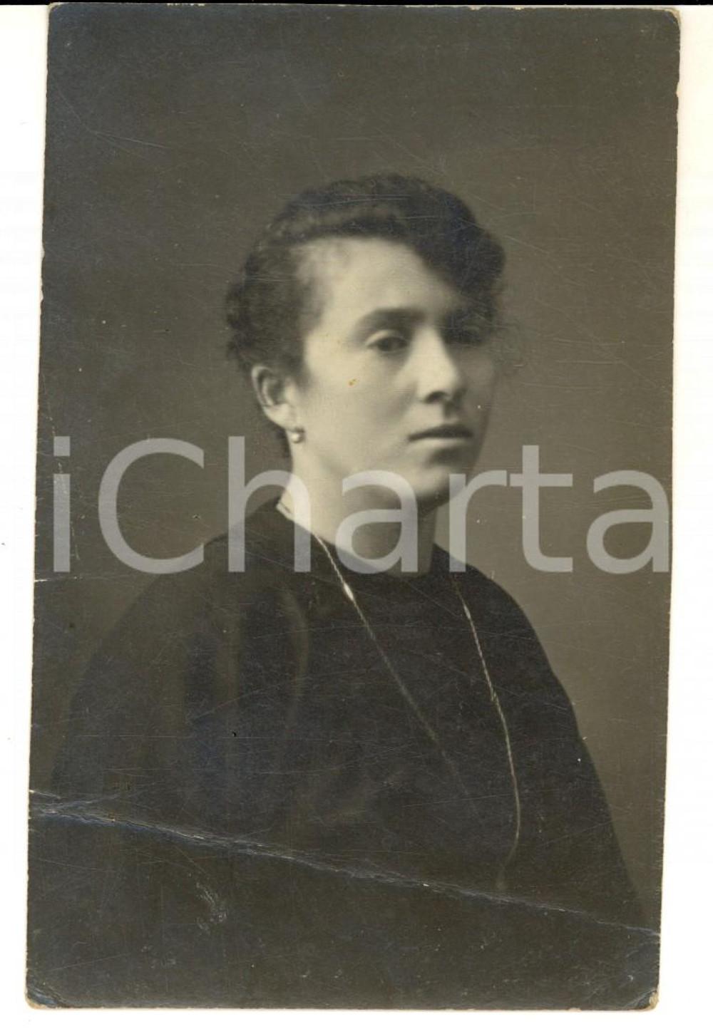 Fotografia d epoca originale 1930 ca SAN DAMIANO D ASTI Ritratto di donna Foto Luigi FERRERO DANNEGGIATA 1