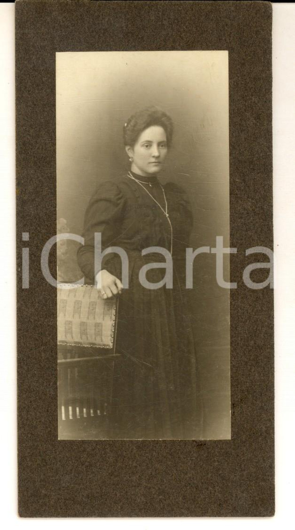 Fotografia d epoca originale 1910 ca TRIESTE Ritratto di donna in abito nero Foto CIRCOVICH 8x14 1