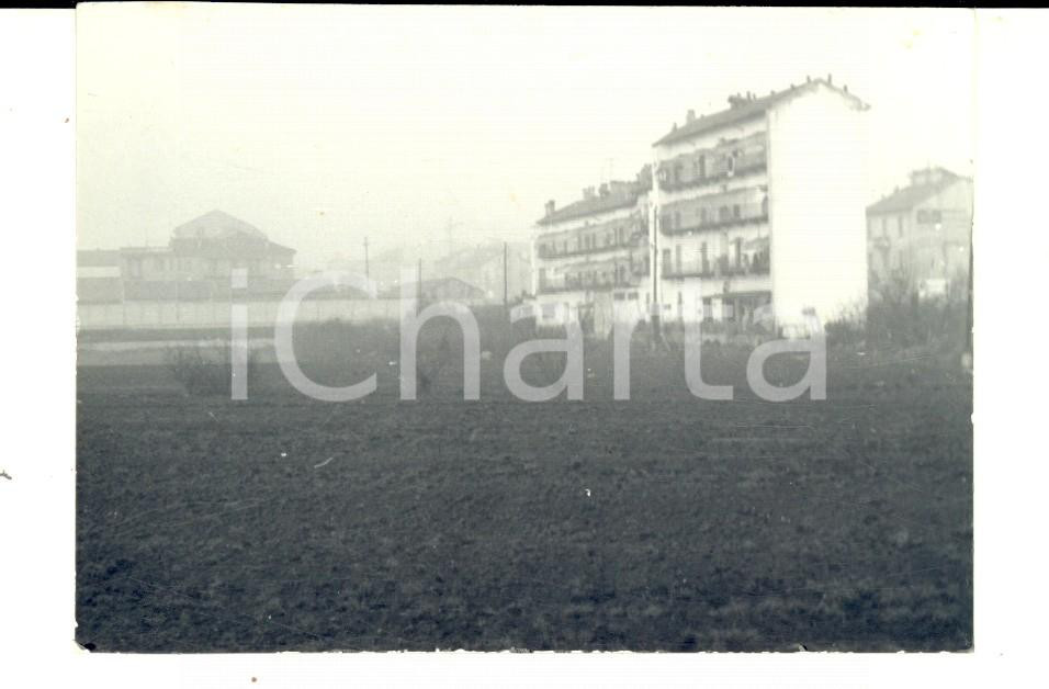 Fotografia d epoca originale 1964 MILANO Veduta ai lati della VIGEVANESE Foto ARTISTICA 10x8 cm 1