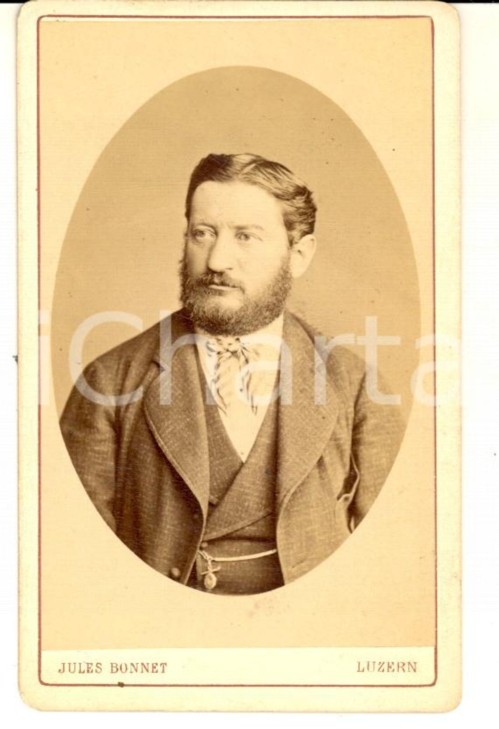 Fotografia d epoca originale 1870 ca LUZERN CH Ritratto maschile con foulard a righe Foto Jules BONNET CDV 1