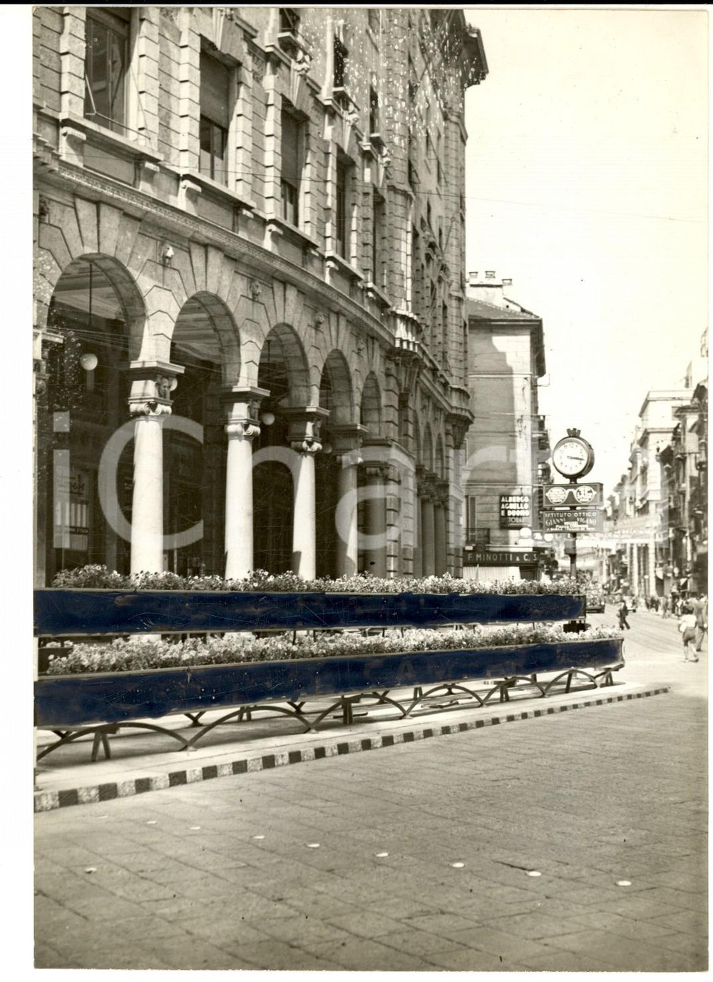 Fotografia d epoca originale 1939 MILANO Scorcio di corso Vittorio Emanuele  Pubblicità  albergo AGNELLO Foto 1
