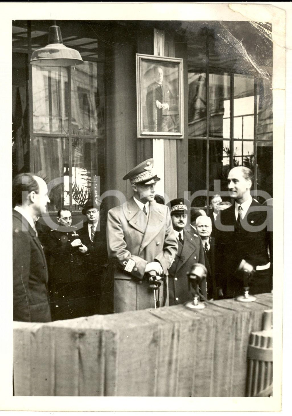 Fotografia d epoca originale 1938 SESTO SAN GIOVANNI  MAGNETI MARELLI Enrico FERMI accoglie Duca di BERGAMO 1