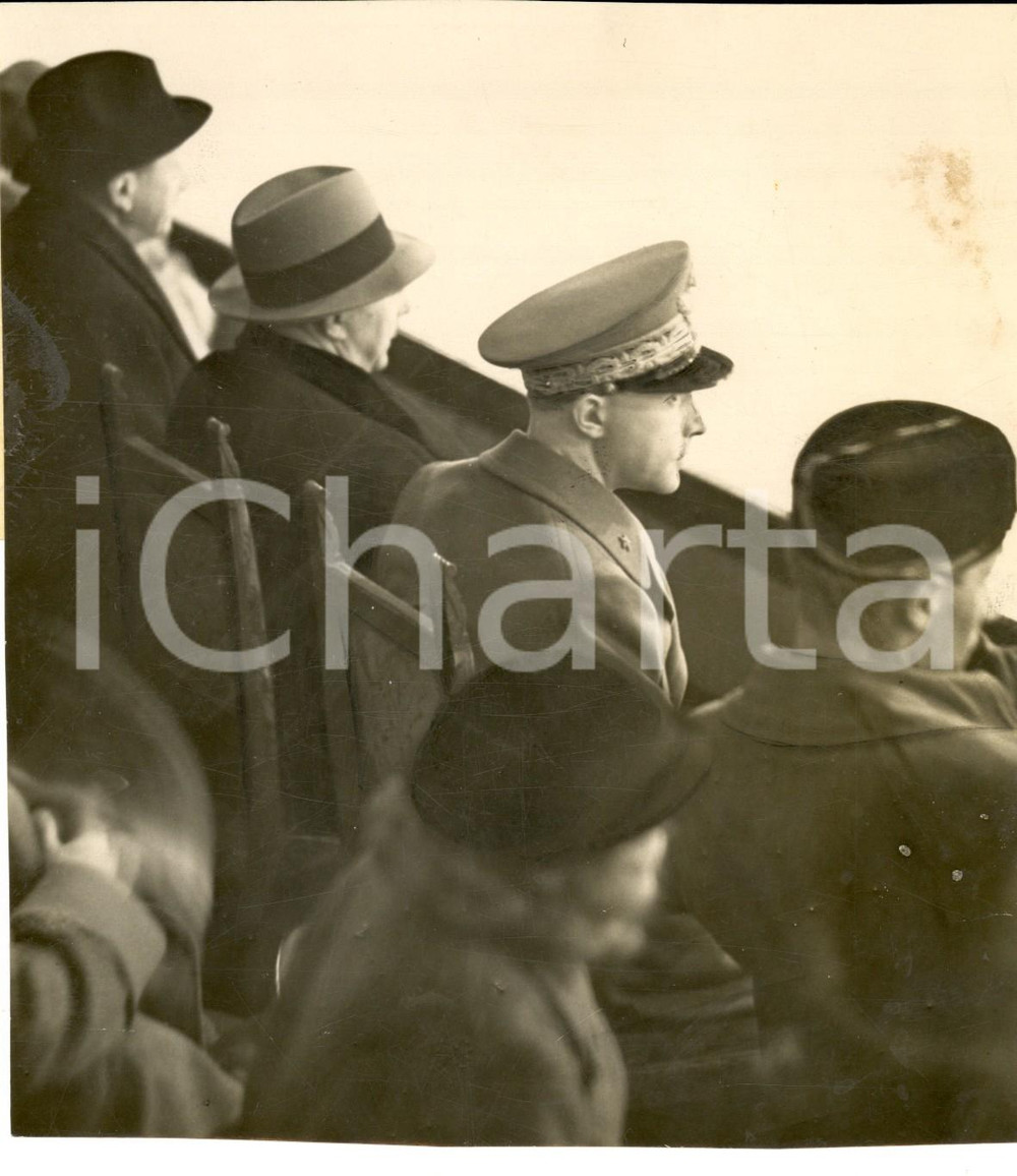 Fotografia d epoca originale 1934 MILANO Palazzo del Ghiaccio  Duca di BERGAMO alle gare di jockey Foto 1