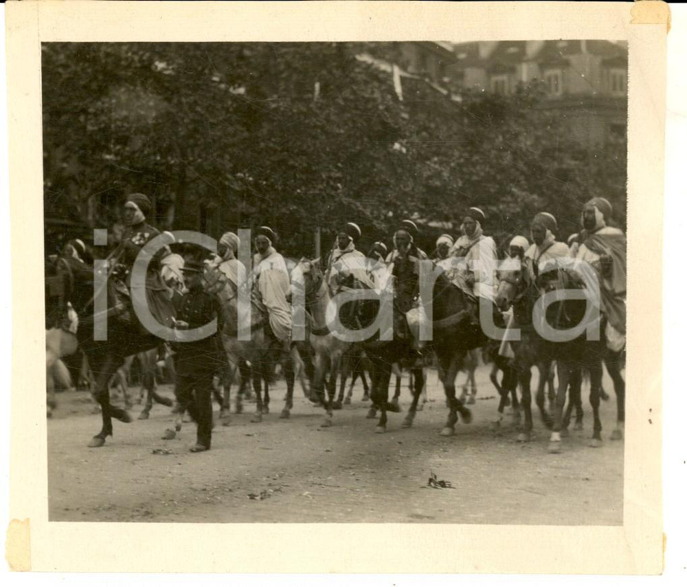 Fotografia d epoca originale 1919 PARIS FÃªtes de la Victoire  Sfilata della Legione Straniera Foto 12x11 1