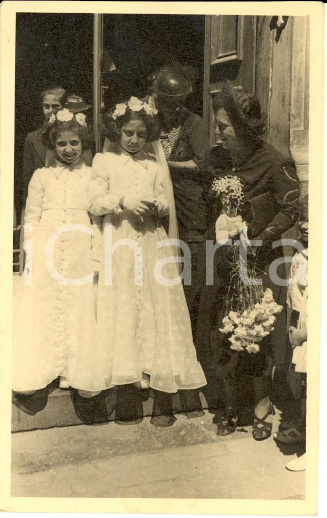 Fotografia d epoca originale 1930 ca NAPOLI Coppia di sorelline alla Prima Comunione Foto cartolina MAGARI 1