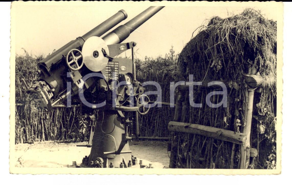 Cartolina originale da collezione 1940 ca WW2 Contraerea mimetizzata in un terrapieno FOTO cartolina 1