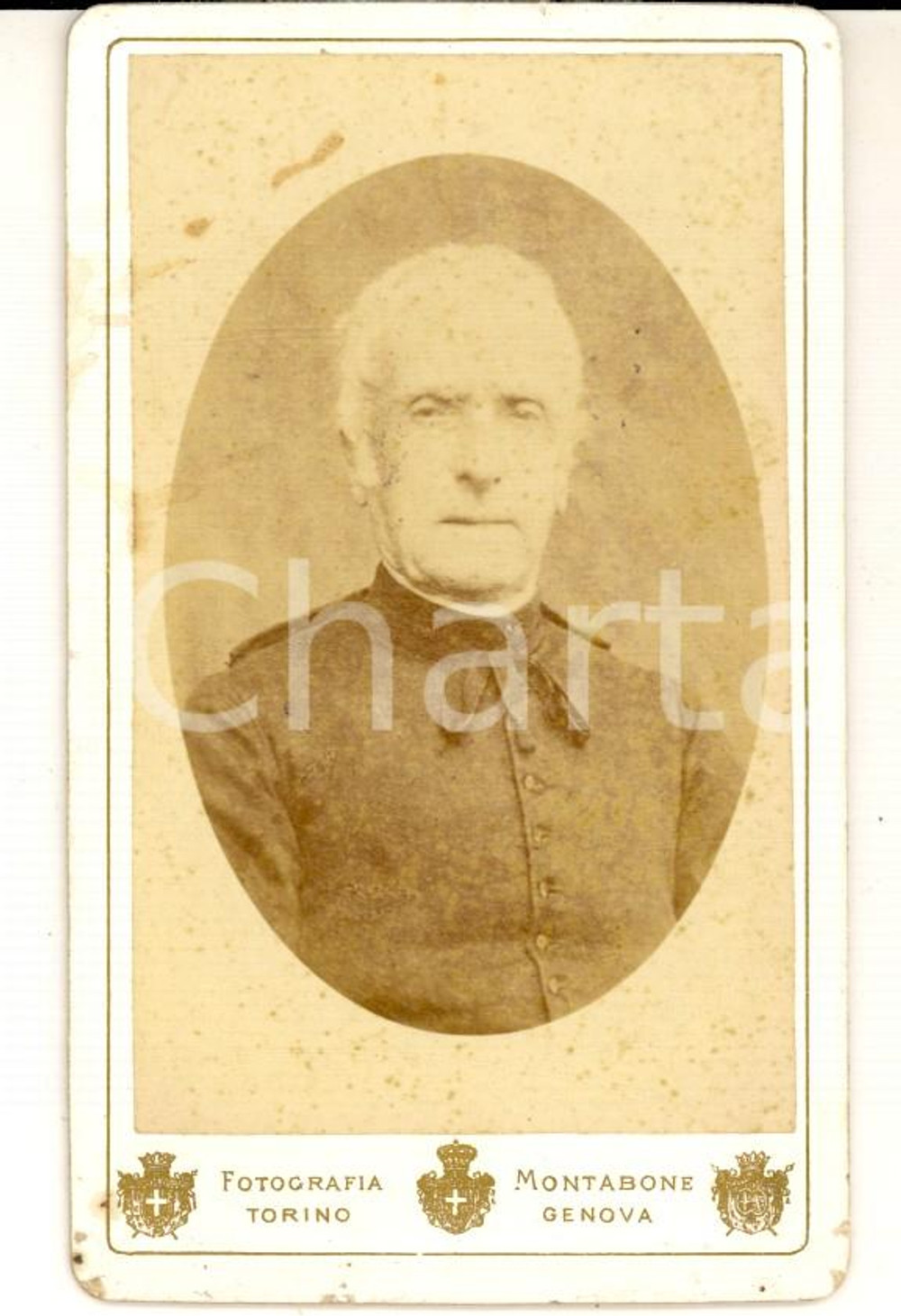 Fotografia d epoca originale 1880 ca TORINO Ritratto di sacerdote Foto BERTELLI successore MONTABONE CDV 1
