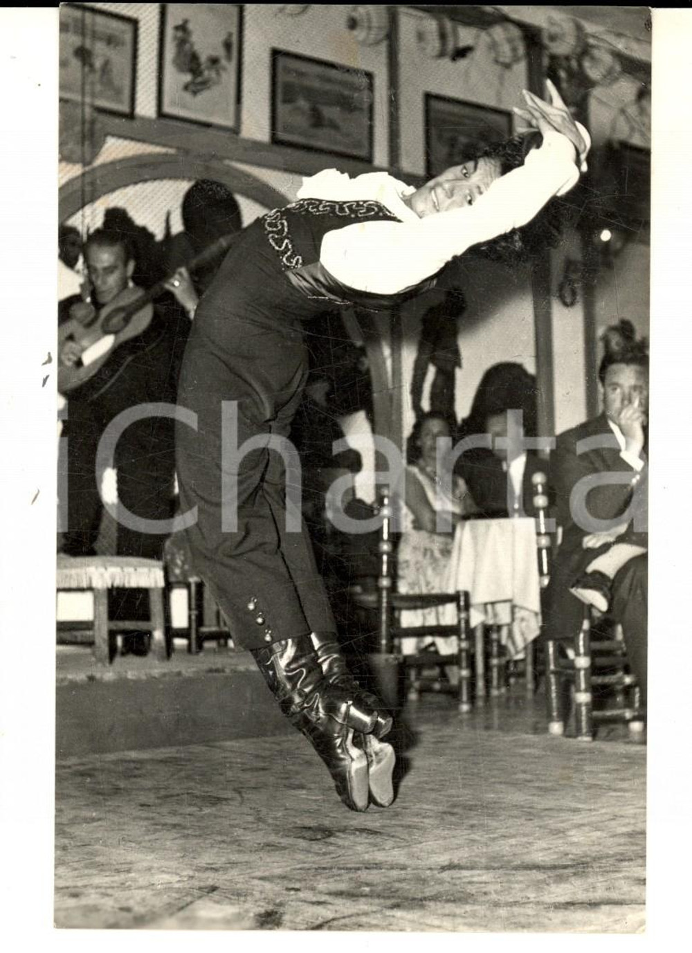 Fotografia d epoca originale 1960 ca PALMA DE MALLORCA Danza folkoristica al MEDITERRANEO GRAN HOTEL Foto 1