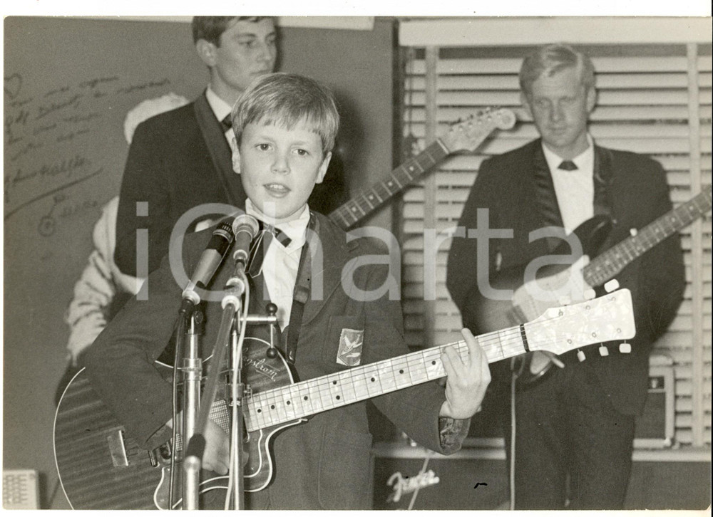 Fotografia d epoca originale 1962 BORDEAUX Pascal KRUG PETIT PRINCE in concerto con Claude Francois  Foto 1