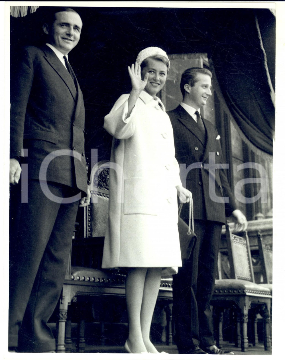 Fotografia d epoca originale 1960 ca BELGIO Principessa Paola Ruffo di Calabria nel palco reale Foto 18 x 24 1