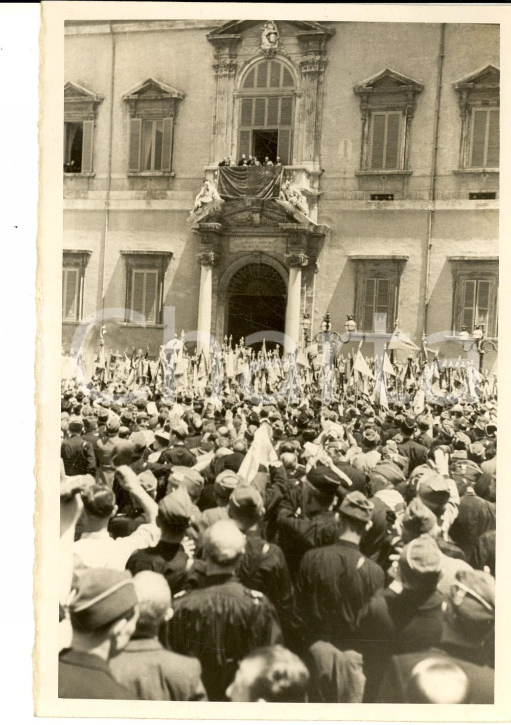 Fotografia d epoca originale 1937 ROMA Folla al QUIRINALE durante un comizio  Fotografia 13x18 cm 1
