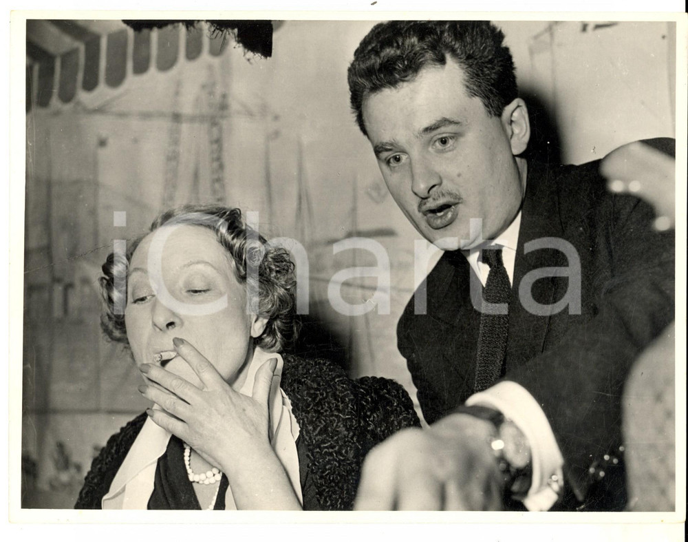 Fotografia d epoca originale 1960 ca CINEMA FRANCE Deux acteurs sur scÃ¨ne Photo VINTAGE 24x18 cm 1
