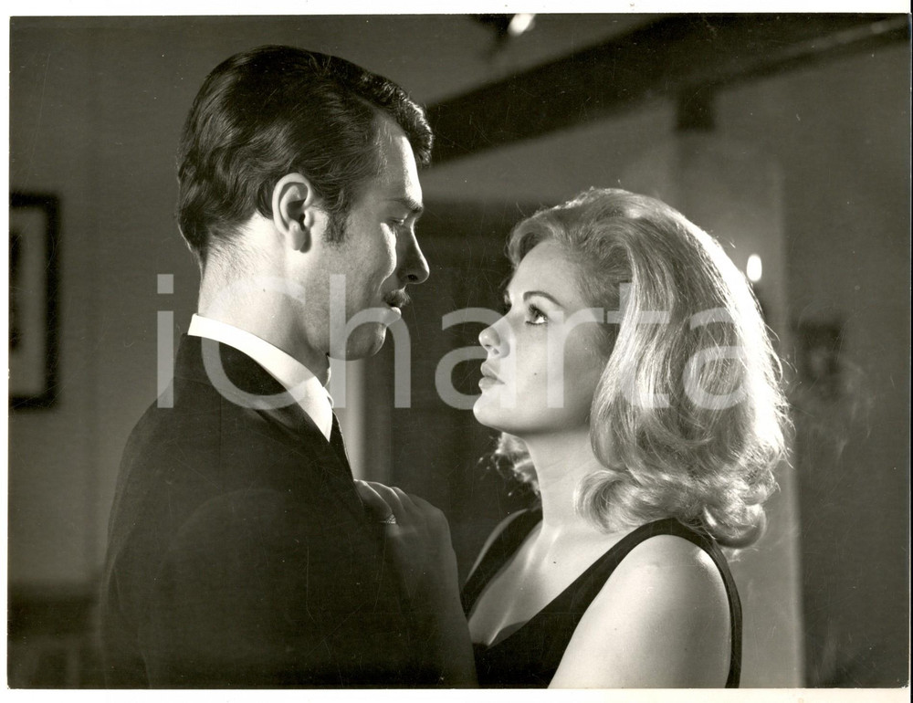 Fotografia d epoca originale 1960 ca CINEMA FRANCE Un couple d amoureux Photo VINTAGE 18x24 cm 1