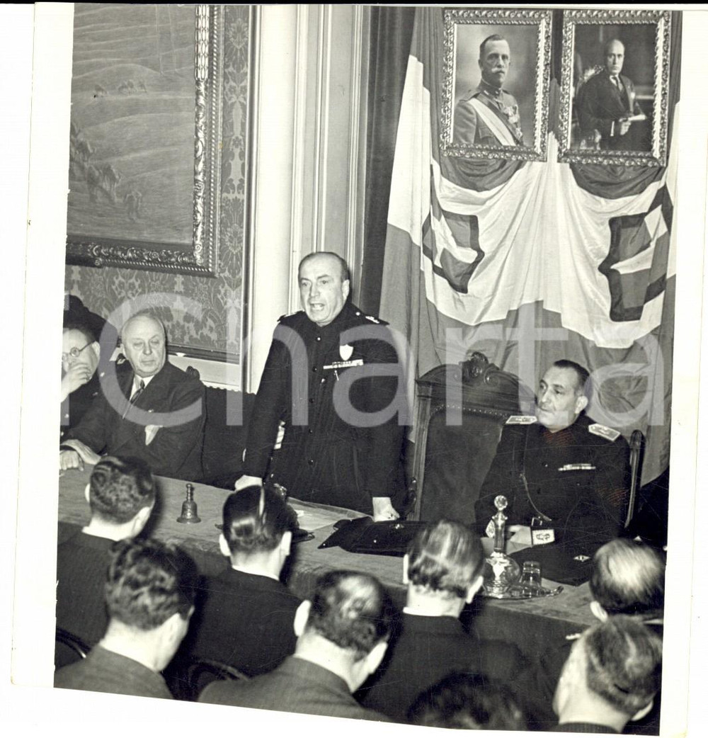 Fotografia d epoca originale 1939 MILANO Conferenza stampa con federale Rino PARENTI Fotografia 13x13 cm 1