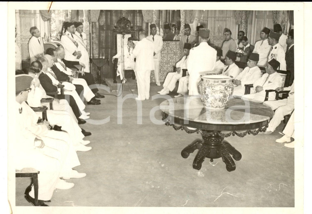 Fotografia d epoca originale 1950 ca TUNISIE Una riunione politica  internazionale Fotografia 18x13 cm 1