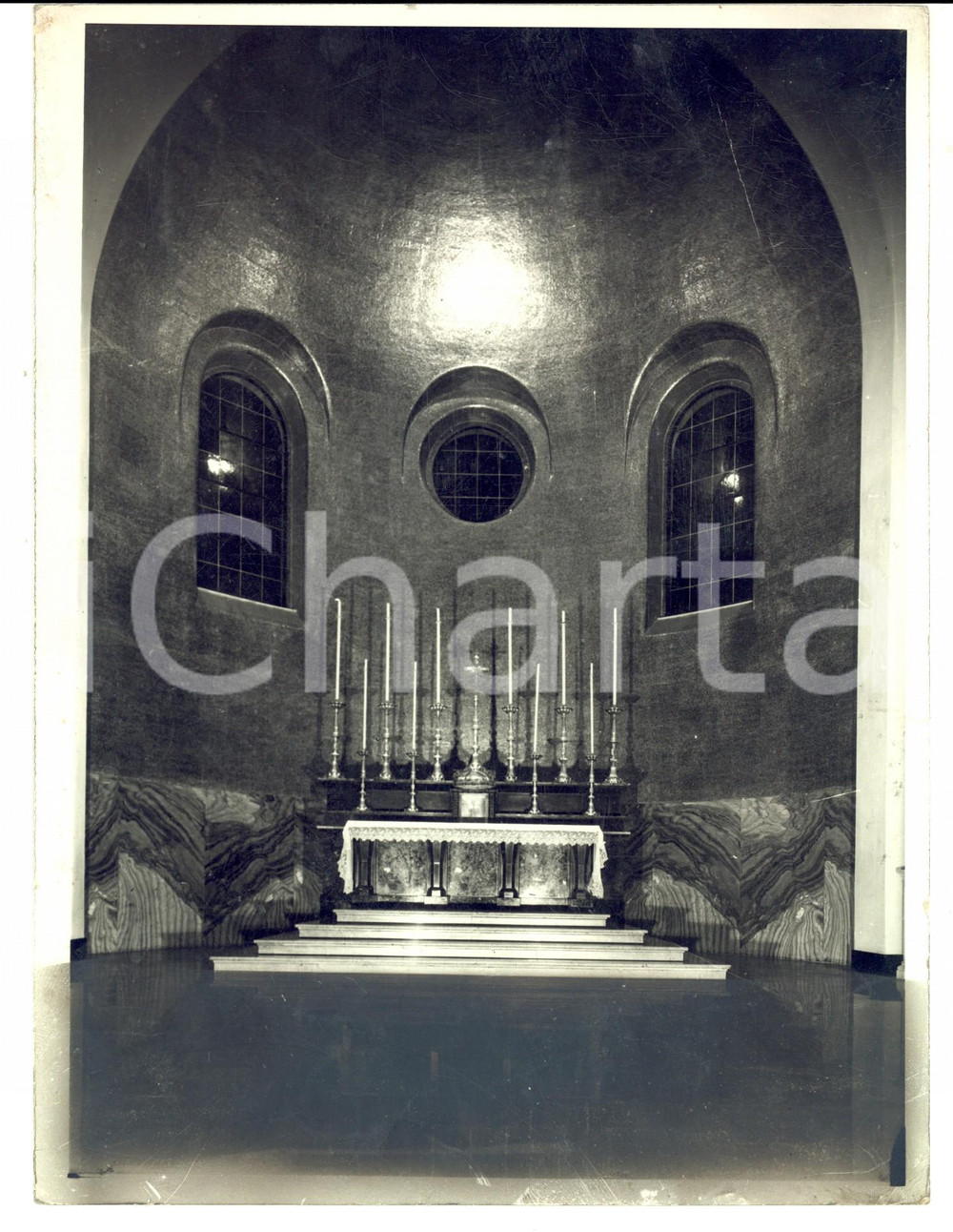 Fotografia d epoca originale 1940 ca ROMA ARCHITETTURA Abside e altare di una nuova chiesa Foto 18x24 cm 1
