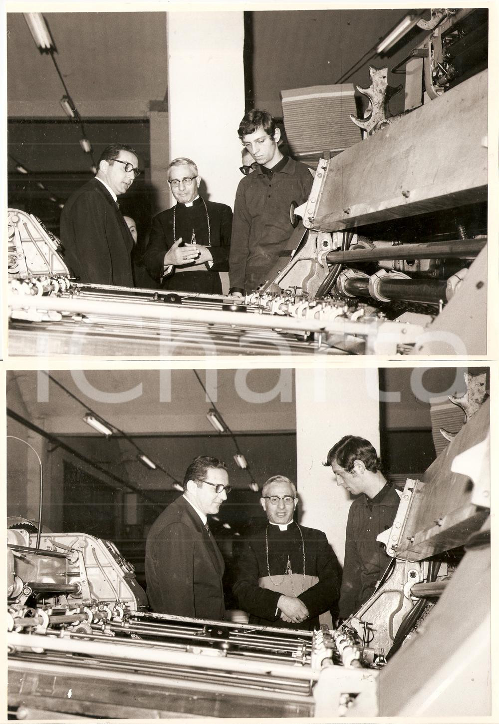 Fotografia d epoca originale 1969 PAVIA Tip. Mario PONZIO Mons. Antonio ANGIONI con operaio FRONTE RETRO 1