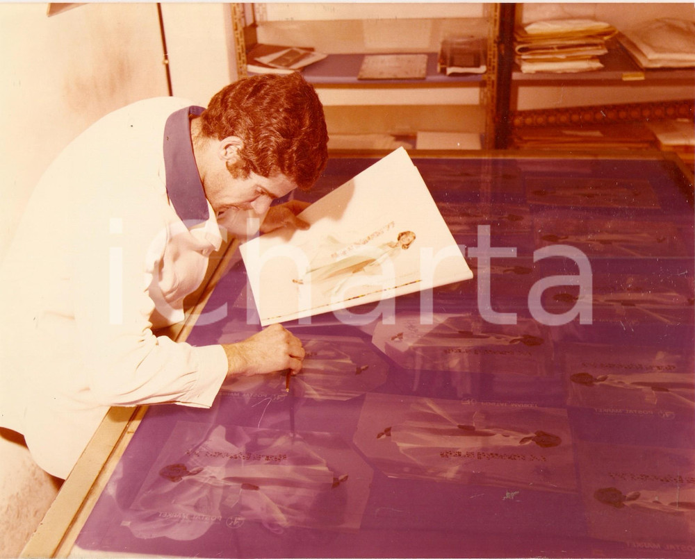 Fotografia d epoca originale 1975 ca PAVIA Tipografia Mario PONZIO Operaio del Reparto Fotoincisione Foto 1