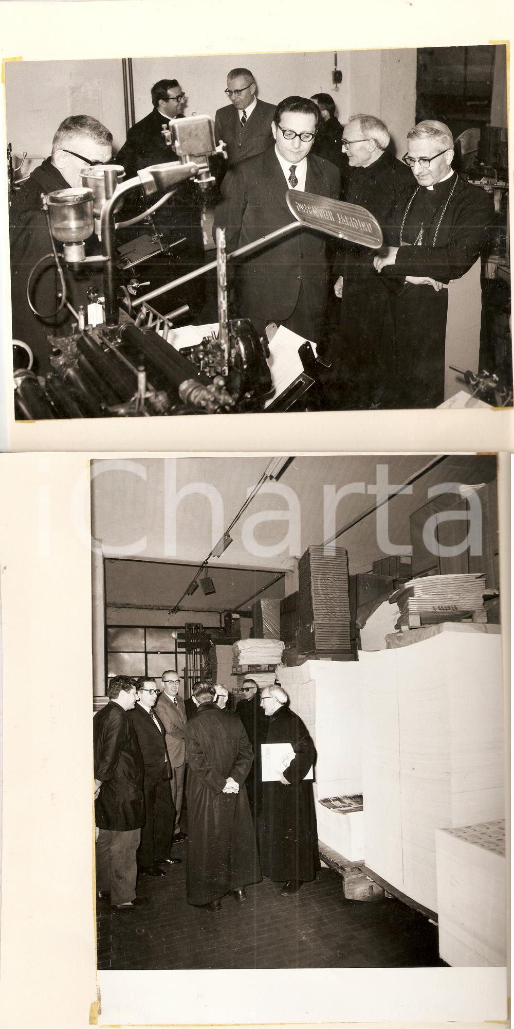 Fotografia d epoca originale 1969 PAVIA Mons. Antonio ANGIONI visita Tipografia Mario PONZIO FRONTE RETRO 1