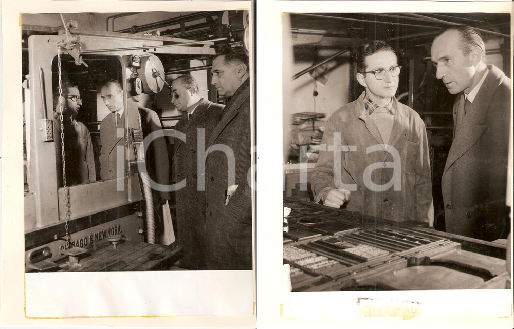 Fotografia d epoca originale 1955 ca PAVIA Mario PONZIO mostra nuovi macchinari tipografici FRONTE RETRO 1