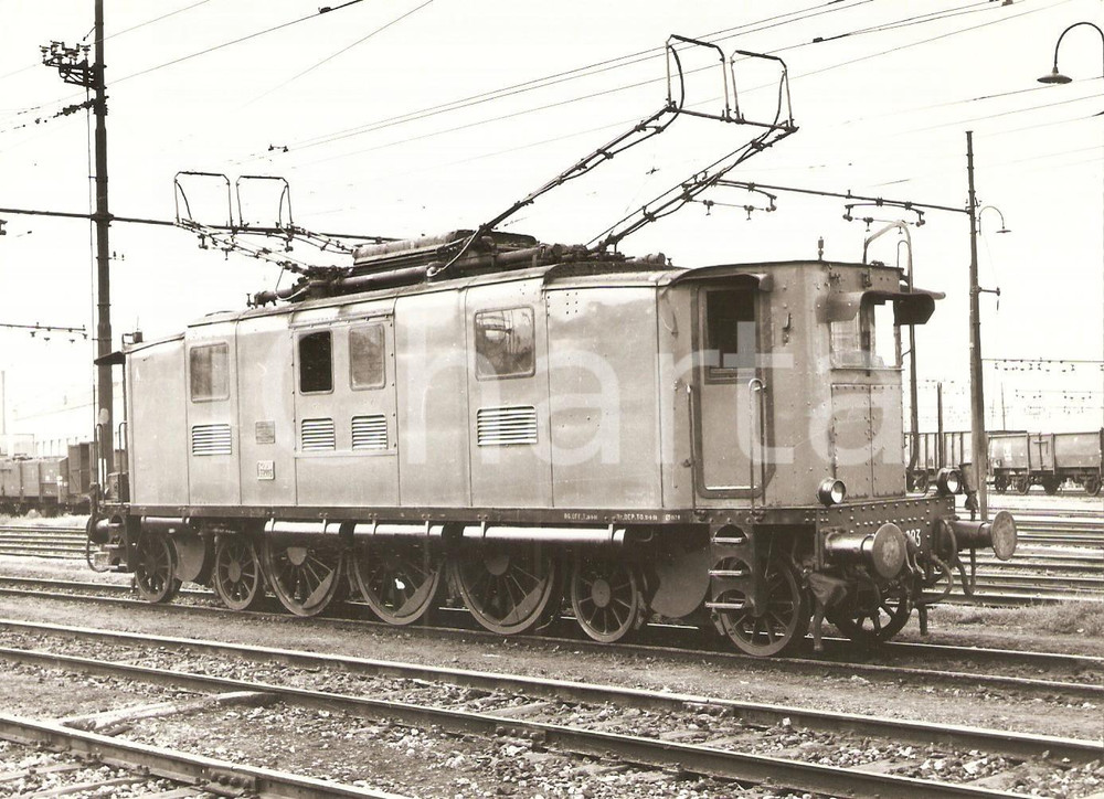 Fotografia d epoca originale 1975 ca FERROVIE STATO Locomotiva FS E.332 Foto 17x13 1