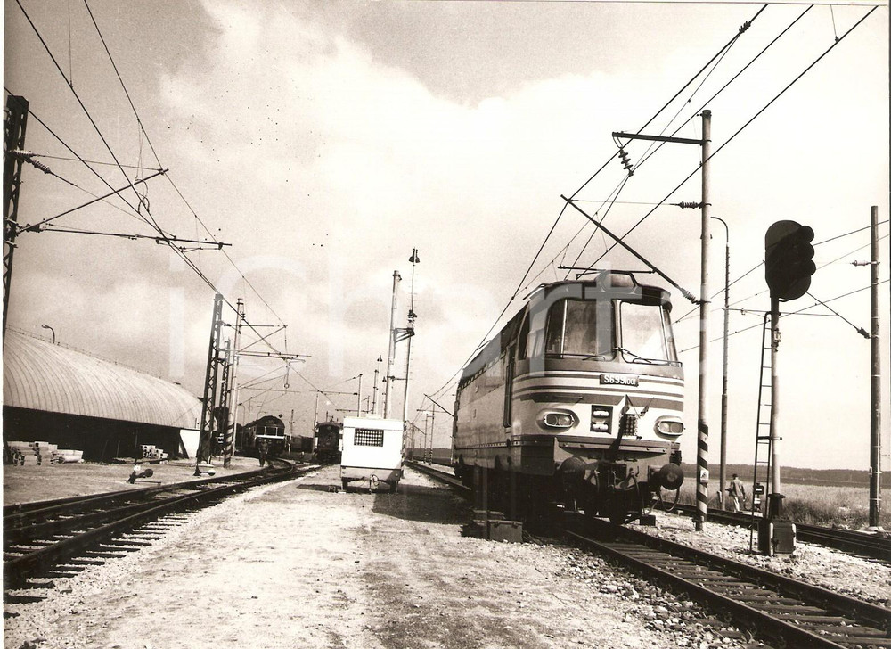 Fotografia d epoca originale 1960 CERHENICE REPUBBLICA CECA Treno al Circuito Ferroviario di prova VELIM Foto 1