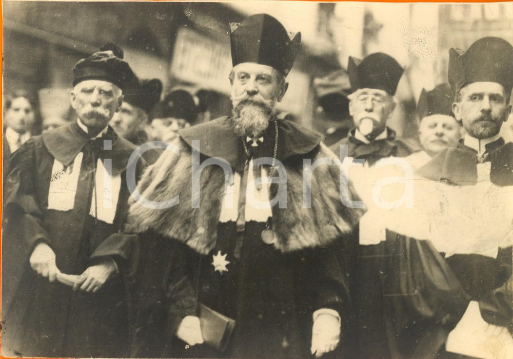 Fotografia d epoca originale 1925 ca PADOVA Luigi LUCATELLO e corpo accademico a cerimonia in Sala RAGIONE 1