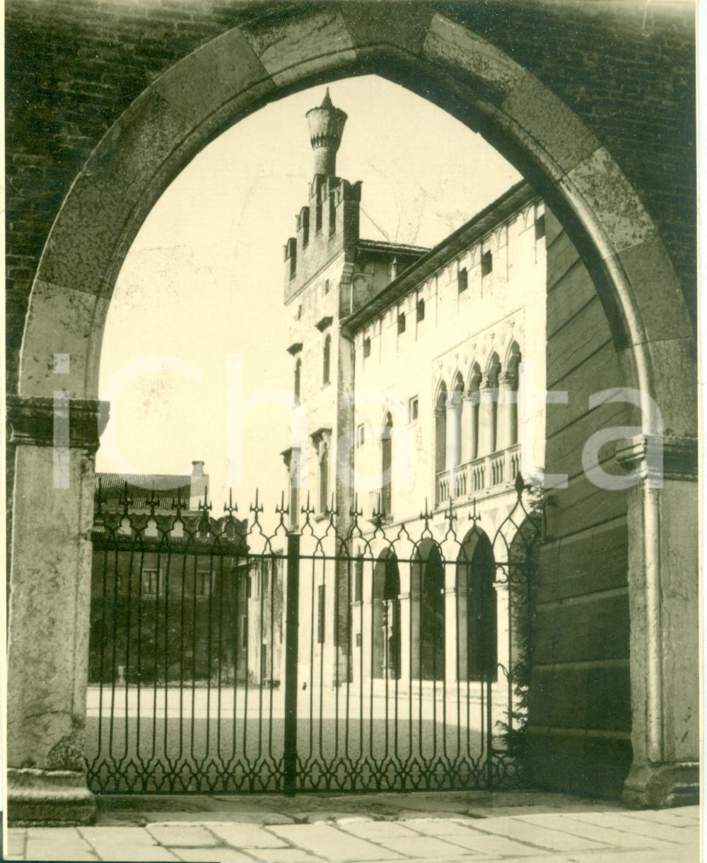 Fotografia d epoca originale 1939 THIENE VI Scorcio del Castello PORTO COLLEONI THIENE Fotografia 1