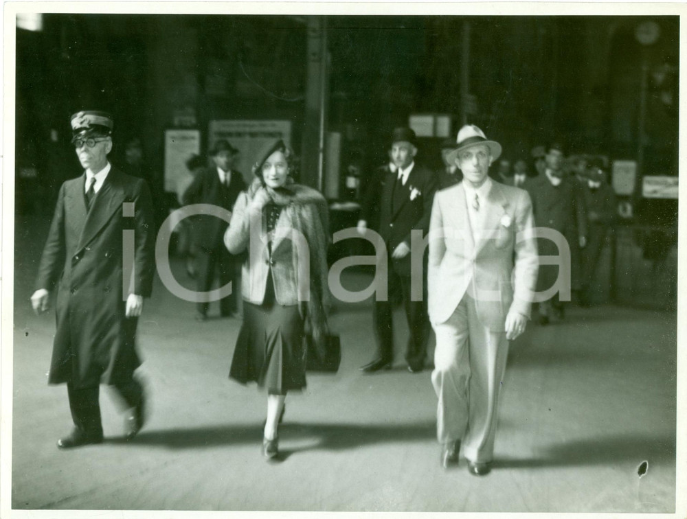 Fotografia d epoca originale 1938 MILANO Joseph e Magda GOEBBELS alla Stazione Centrale FOTOGRAFIA 1