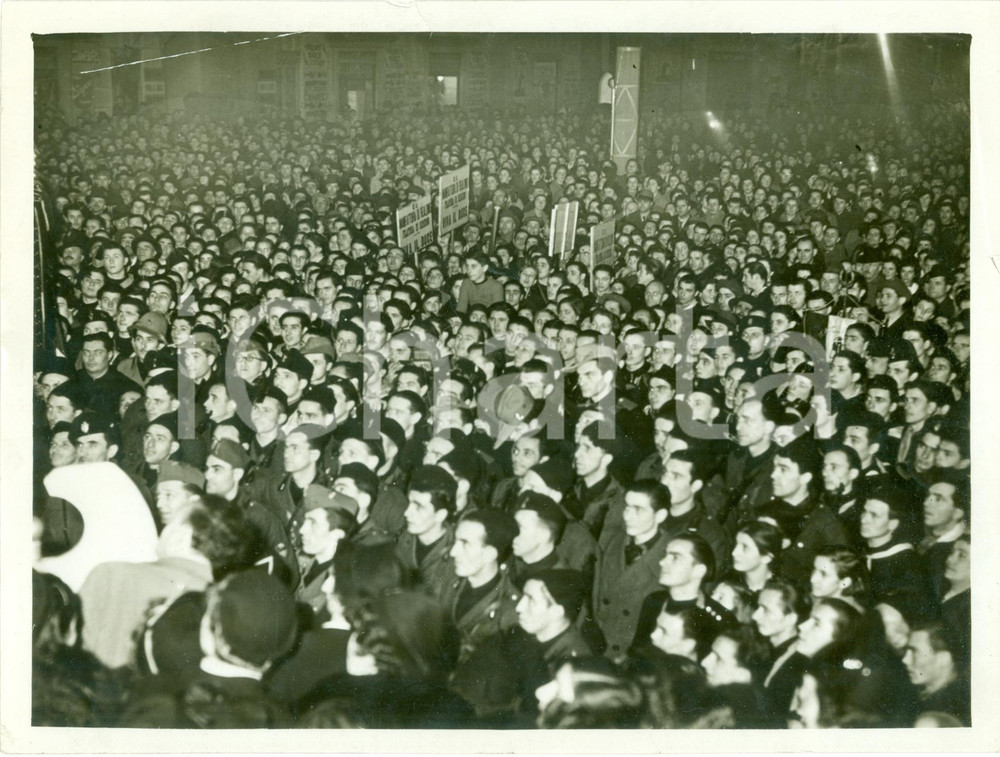 Fotografia d epoca originale 1937 MILANO Maestranze Manifatture filatura ascoltano DUCE Fotografia 1