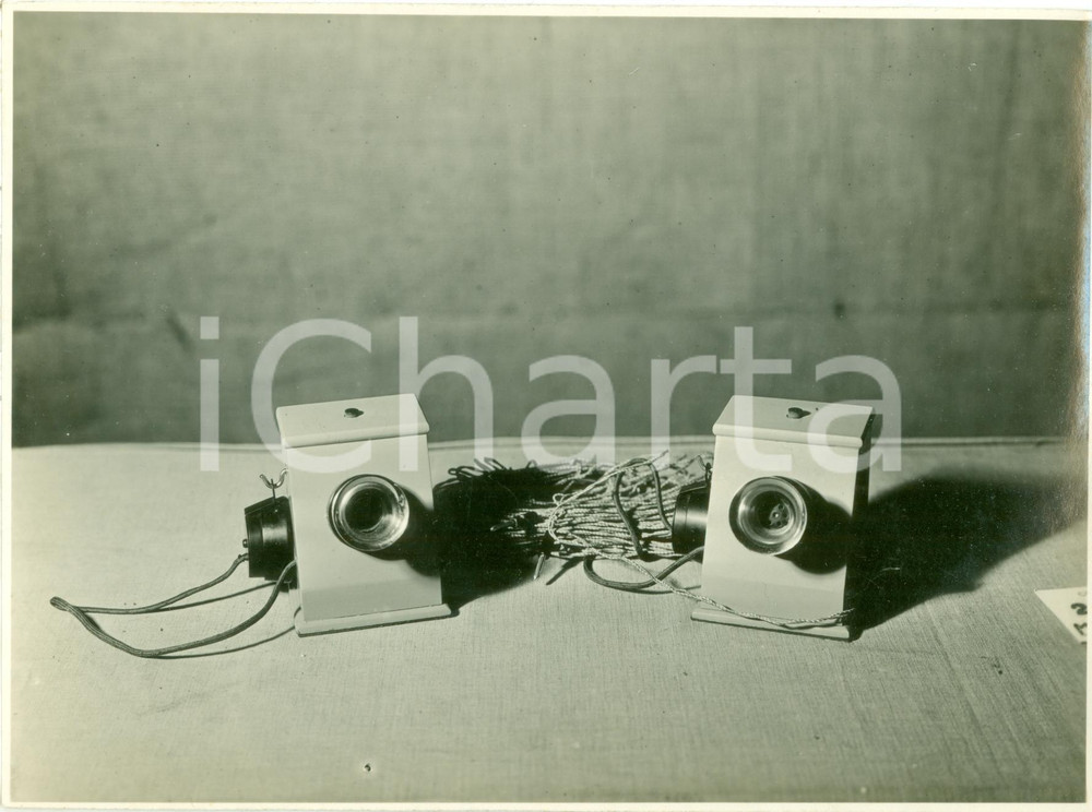 Fotografia d epoca originale 1933 MILANO Prototipo di WALKIETALKIE alla Mostra Giocattoli FOTOGRAFIA 1