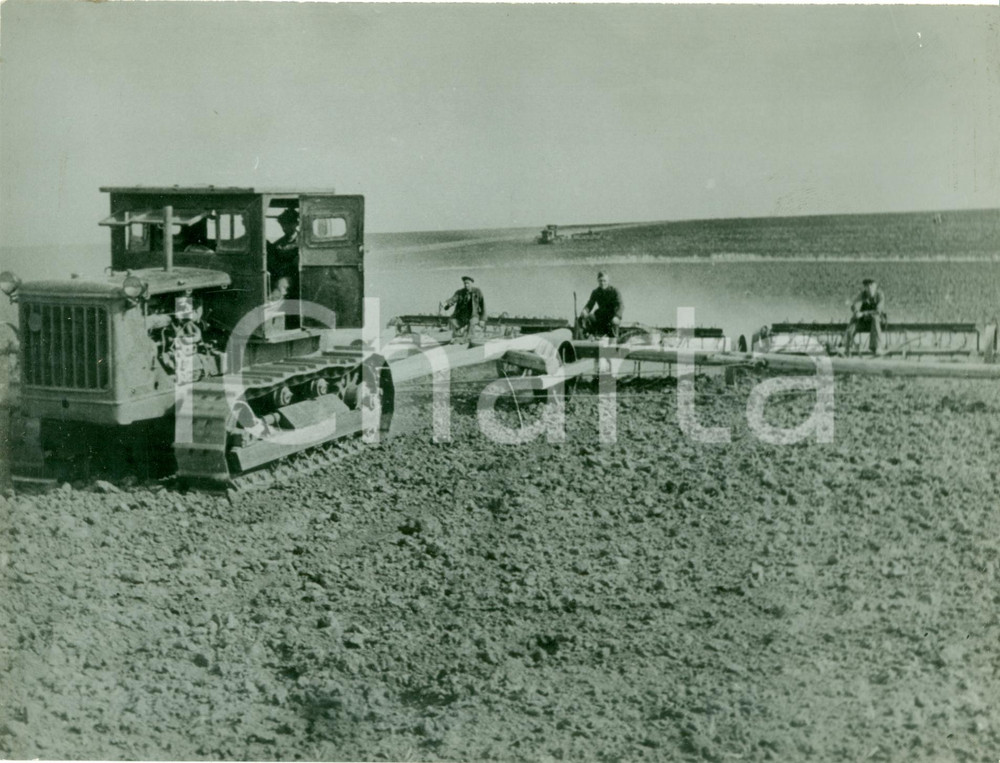 Fotografia d epoca originale 1953 PATROVKA RUSSIA 125Â° anniversario Lev TOLSTOJ Trattori arano campi FOTO 1