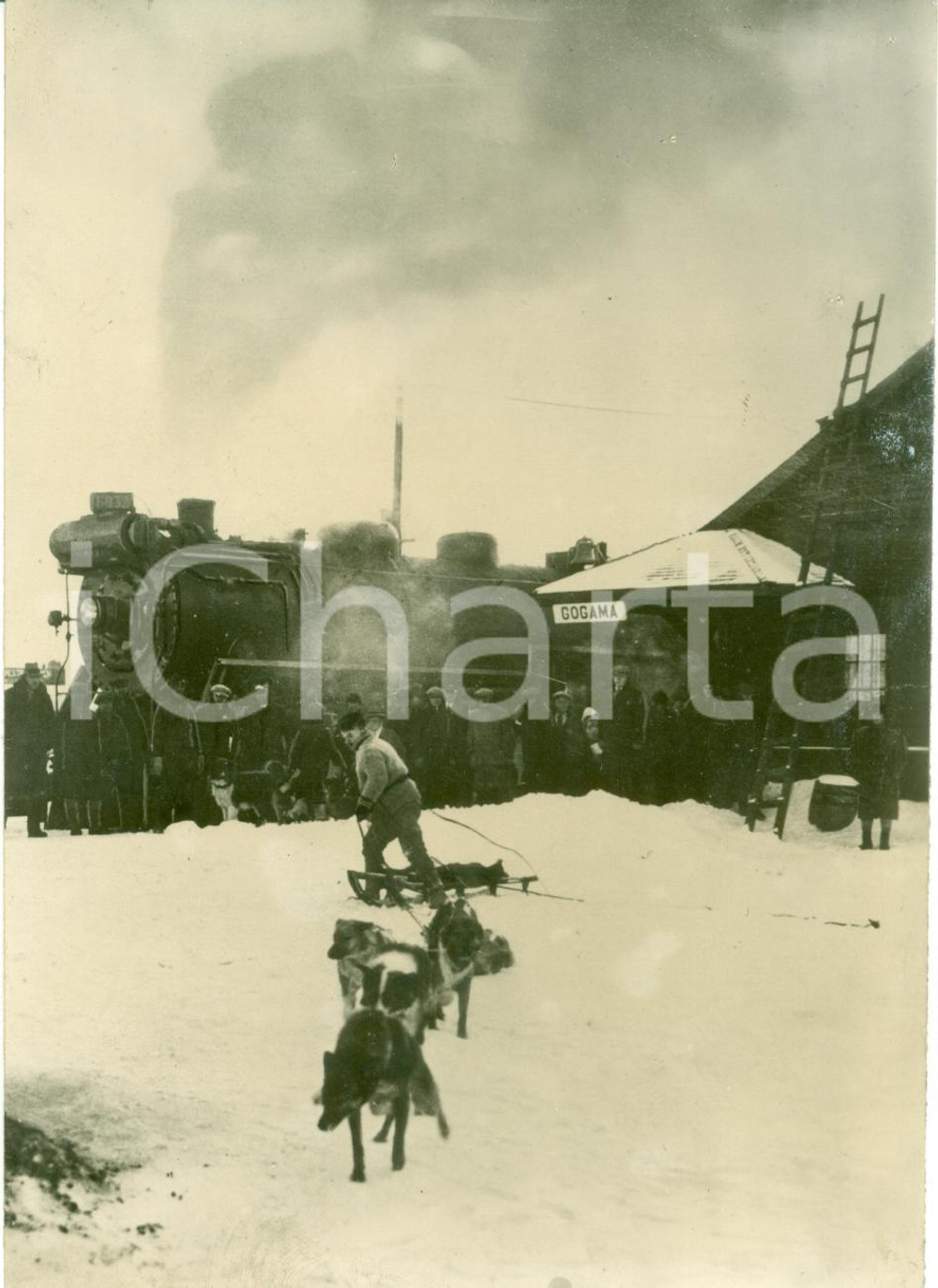 Fotografia d epoca originale 1931 GOGAMA CANADA Treno CANADIAN NATIONAL RAILWAY con slitte su neve FOTO 1