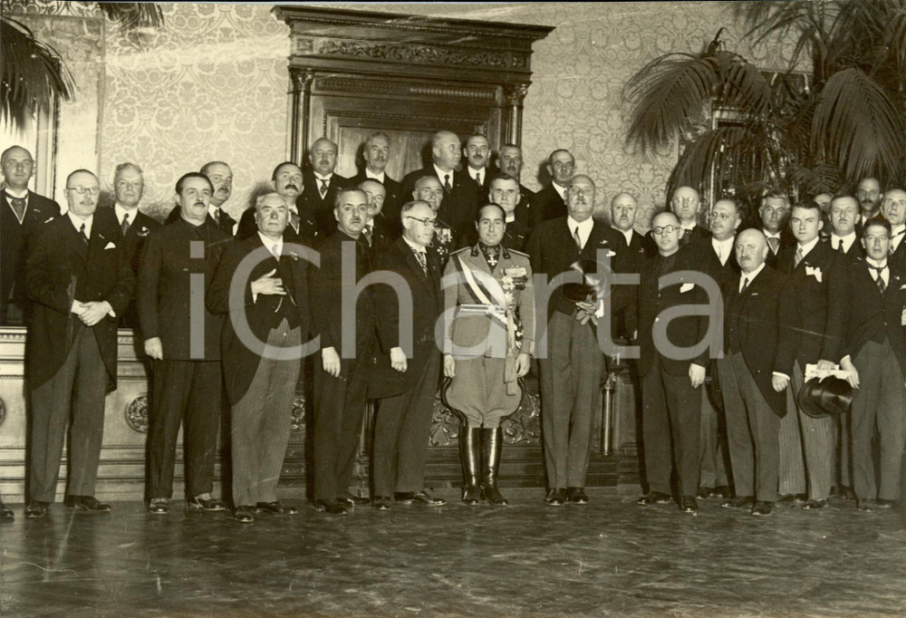 Fotografia d epoca originale 1932 ROMA Palazzo VIDONI CAFFARELLI Achille STARACE e delegazione UNGHERESE Foto 1