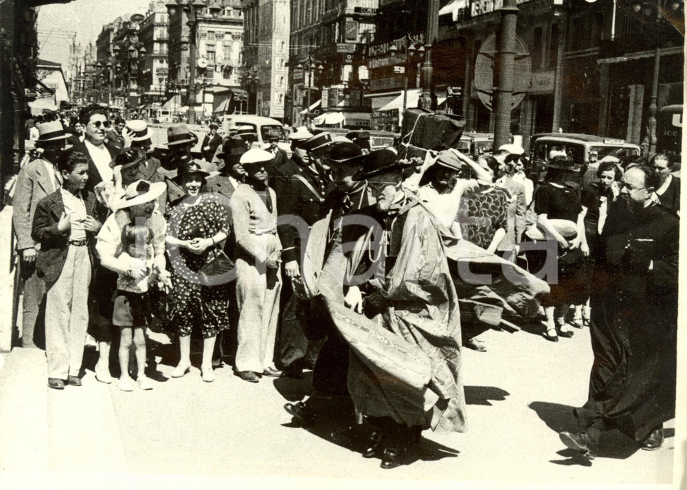 Fotografia d epoca originale 1938 MARSIGLIA F Valerio VALERI nunzio papale alla camera di commercio Foto 1