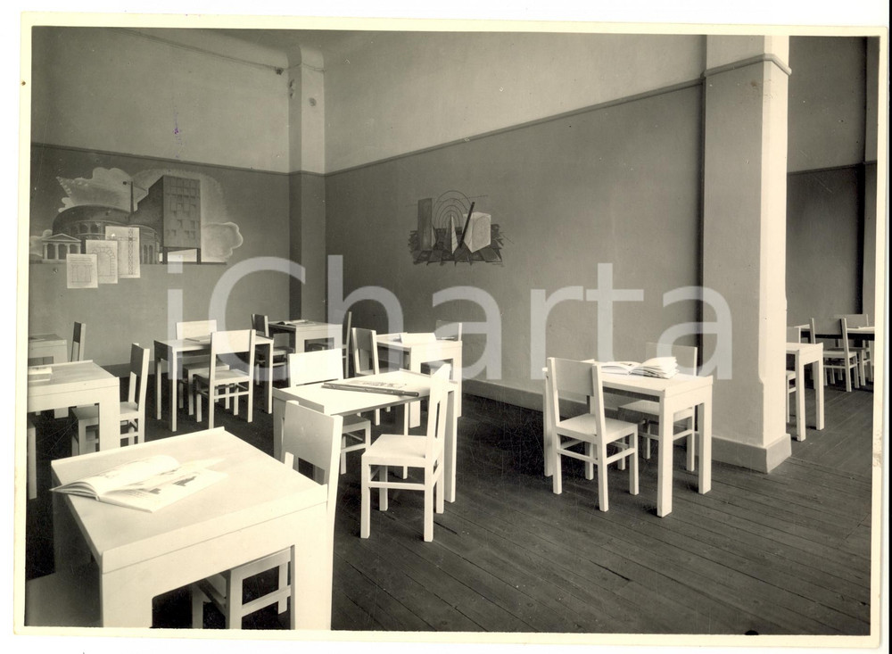 Fotografia d epoca originale 1933 MILANO V Fiera TRIENNALE DESIGN Allestimento scolastico Foto RECCHIA 1