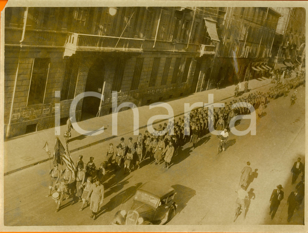 Fotografia d epoca originale 1936 MILANO Figli di Italiani in AMERICA sfilano per le strade Fotografia 1