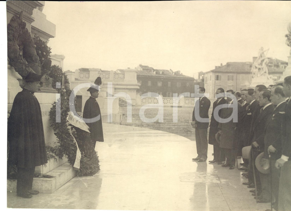 Fotografia d epoca originale 1930 ROMA Studenti argentini rendono omaggio al MILITE IGNOTO Fotografia 1