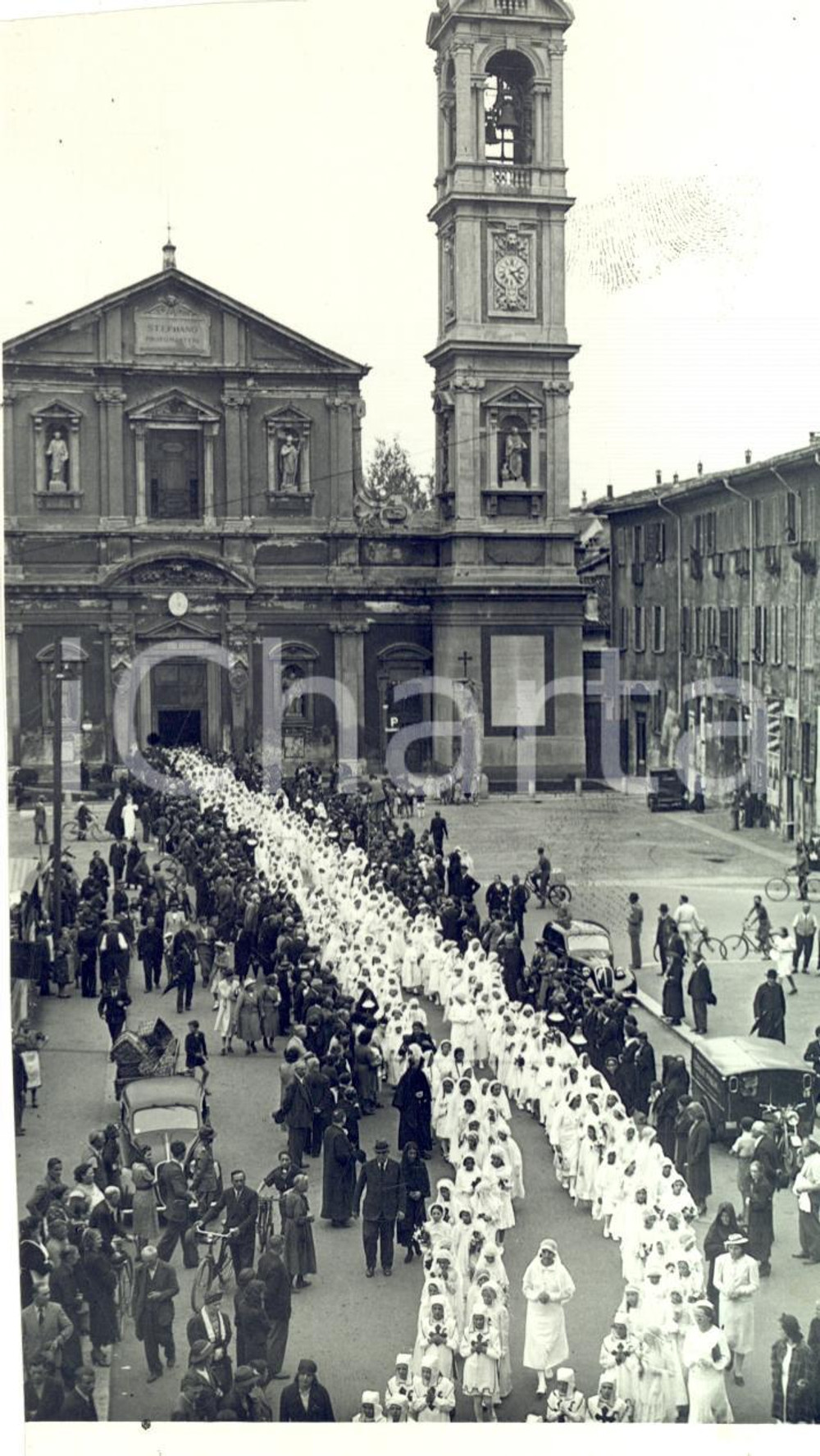 Fotografia d epoca originale 1938 MILANO Basilica SANTO STEFANO MAGGIORE Processione giovani cresimate Foto 1