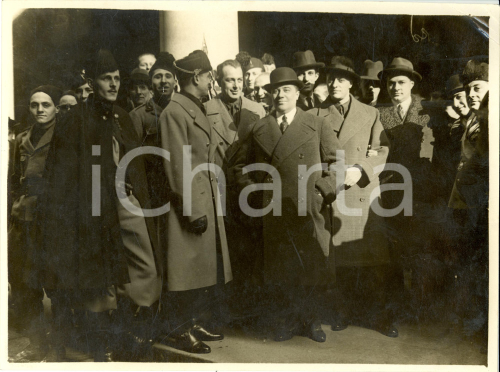 Fotografia d epoca originale 1931 MILANO Carlo Maria MAGGI e autorità cittadine per annuale Milizia Foto 1