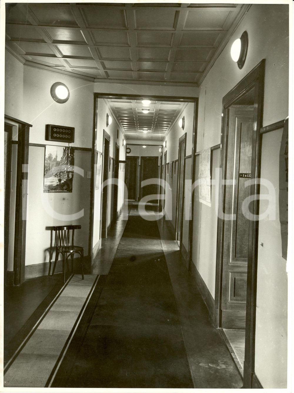Fotografia d epoca originale 1937 MILANO Associazione ITALOGERMANICA di cultura  Corridoio d entrata Foto 1