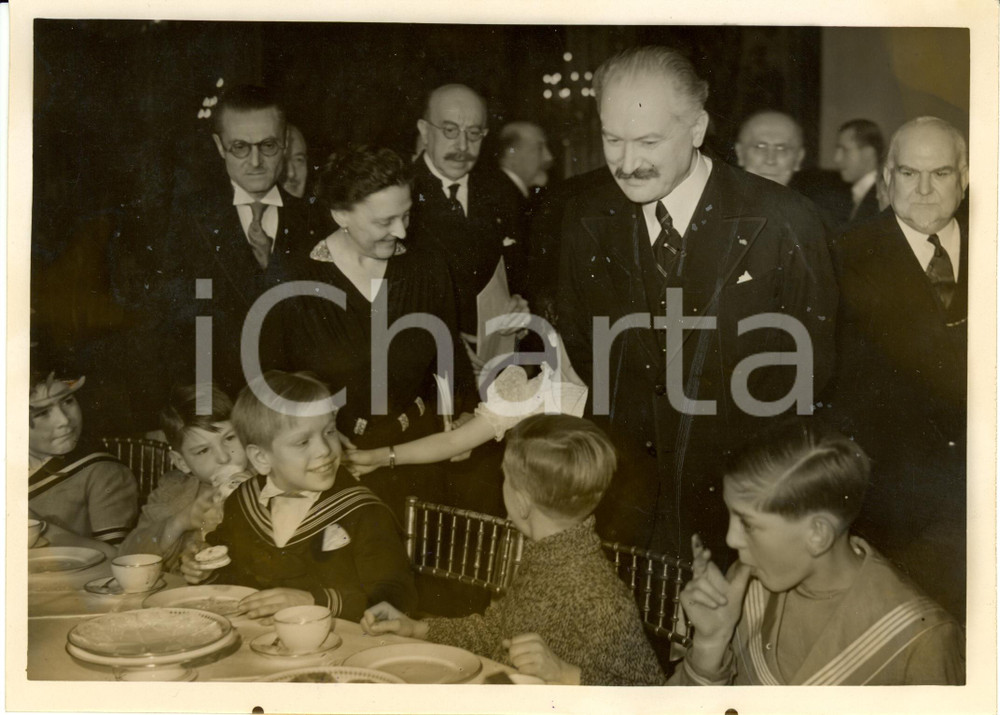 Fotografia d epoca originale 1937 PARIS F Noel a l ELYSEE  Albert LEBRUN avec Ã©coliers Photographie 1