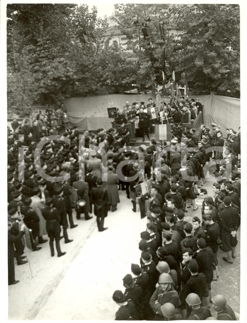 Fotografia d epoca originale 1938 MILANO Gruppo Rionale D ANNUNZIO Rino PARENTI inaugura sede Combattenti 1